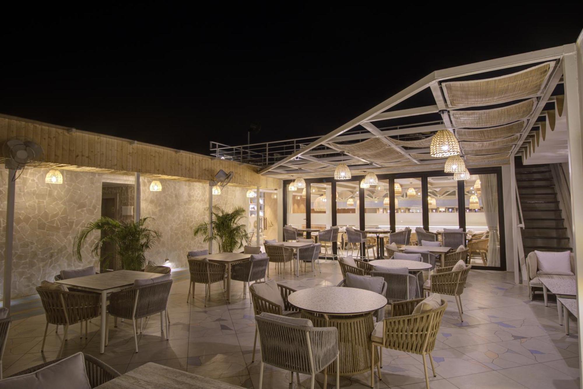 Cygnett Collection K K Hotel Faizābād المظهر الخارجي الصورة